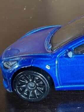 Hot Wheels 1:64th Diecast 2018 Blue Tesla Model 3 Car